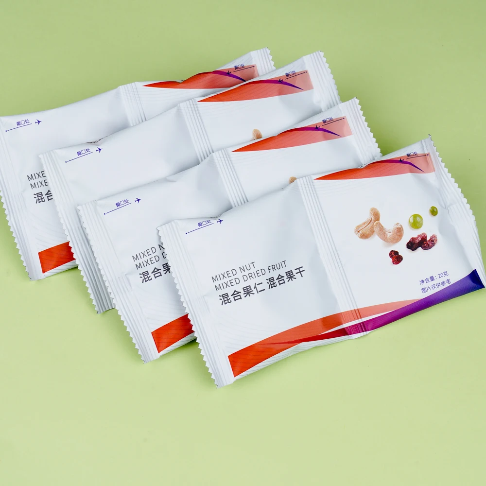 Duplex Package Raisins Cranberries Dried Fruit With Cashews Peas Nuts Trail Mix