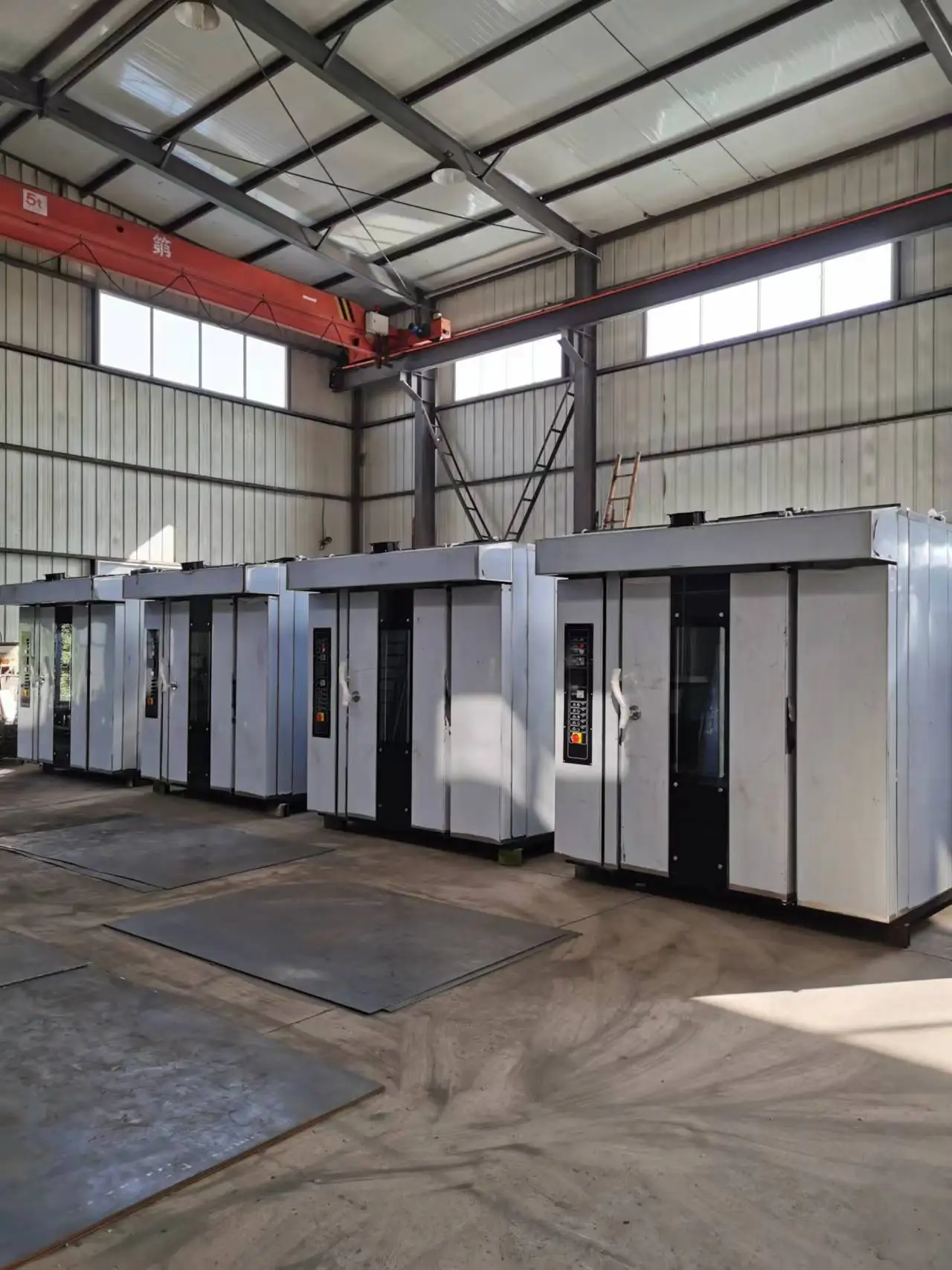 convection bakery equipment rotatable 32 tray diesel industrial manufacturer low price sinmag rotary oven to 64 tray