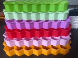 Silicone ice tray mold with cover honeycomb ice mold household artifact ice tray