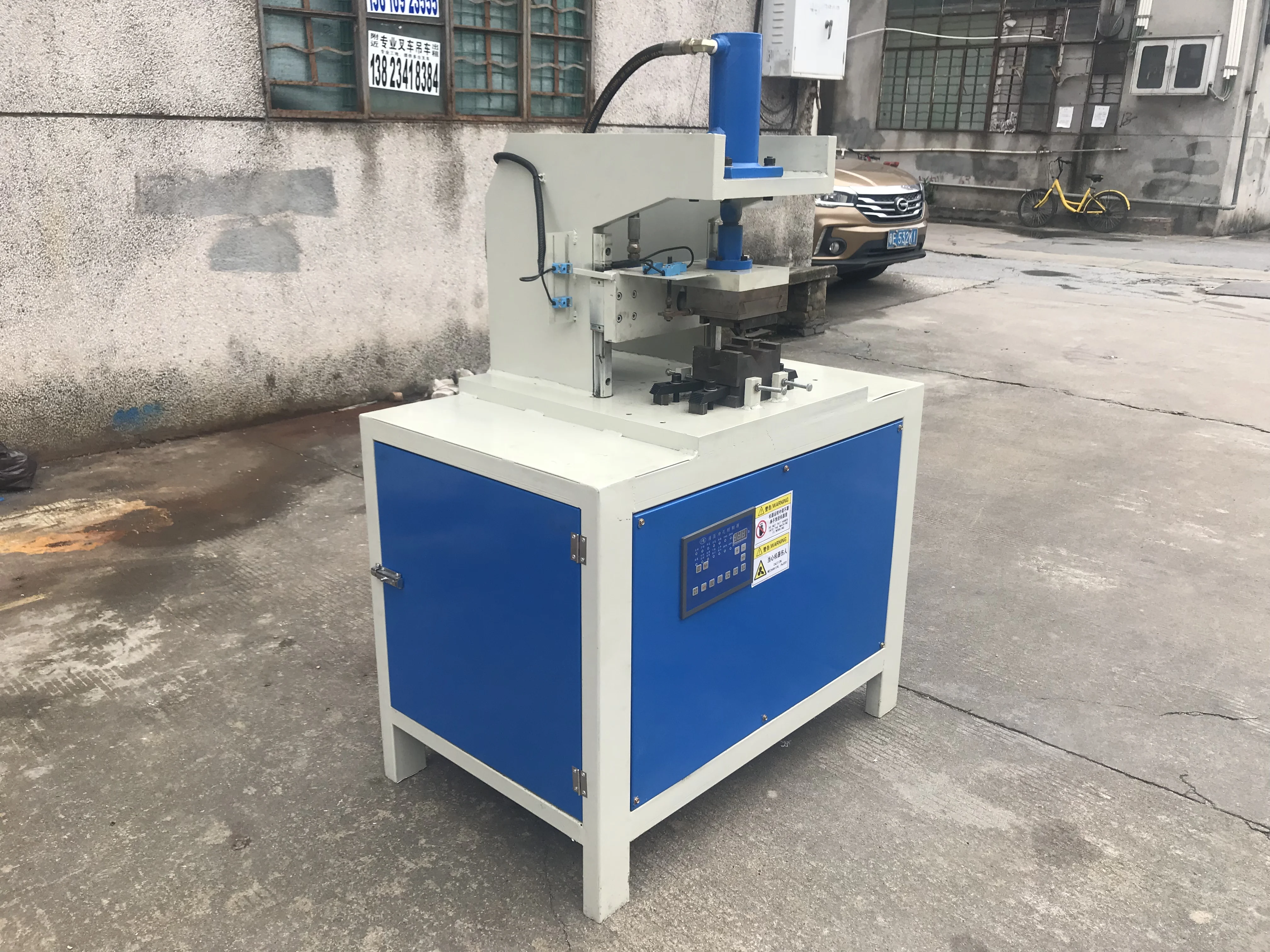 Square Tube Cutting Machine Round Arc Stainless Steel Hydraulic Punching 45-degree Pipe Angle