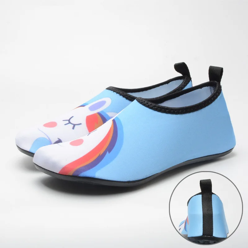 Anti-slip Comfortable Customized Logo Neoprene Barefoot Beach Shoes Quick-Dry Aqua Yoga Socks Water Shoes