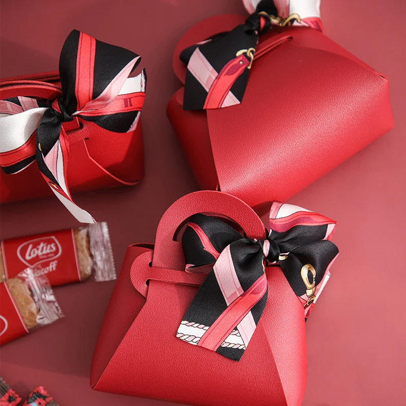 Sweet Wedding Leather Candy Box Basket Favors Gift Box Candy Handbag Packaging Box for Wedding Party