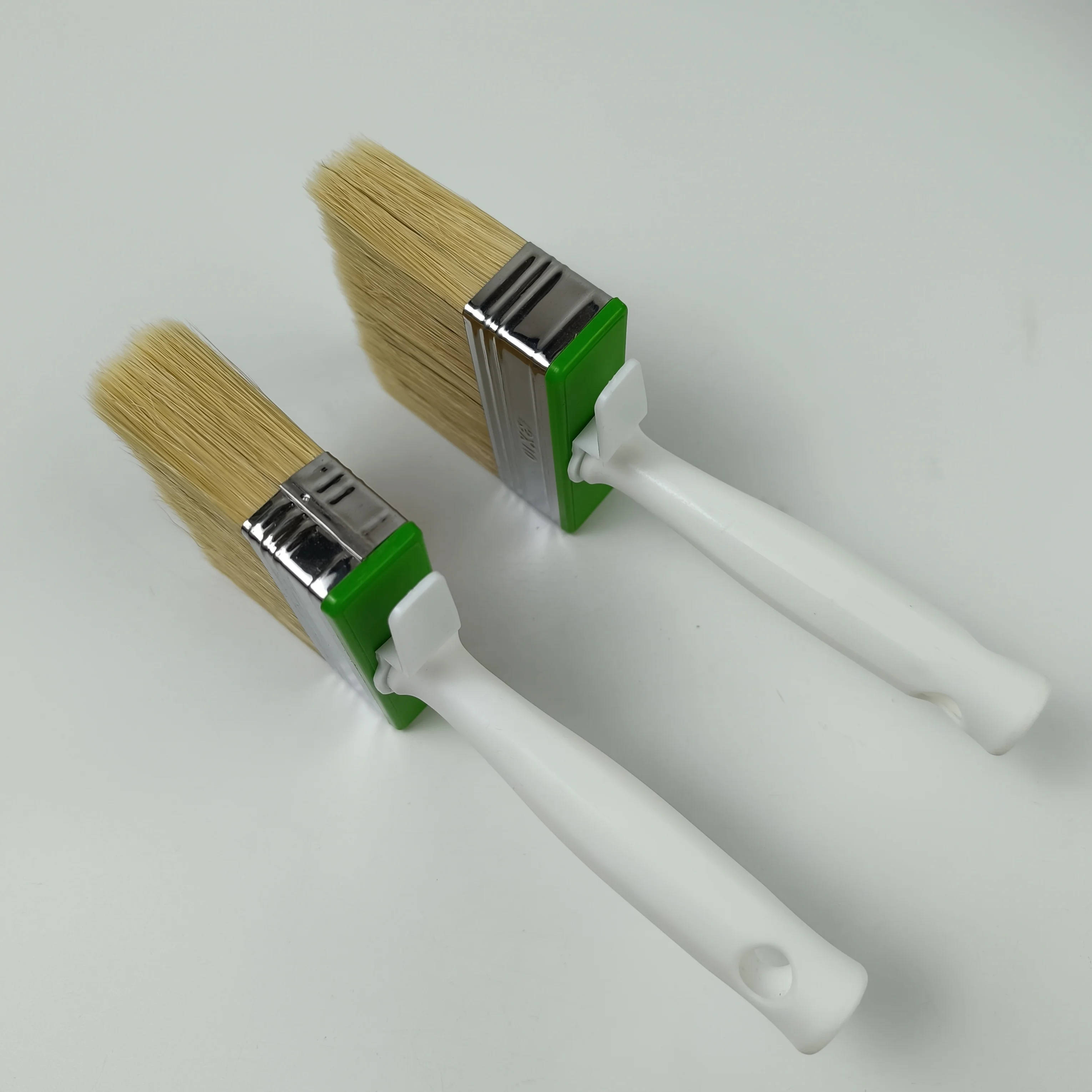Industrial & DIY Grade Ceiling Paint Brush with Detachable Handle 3x10cm
