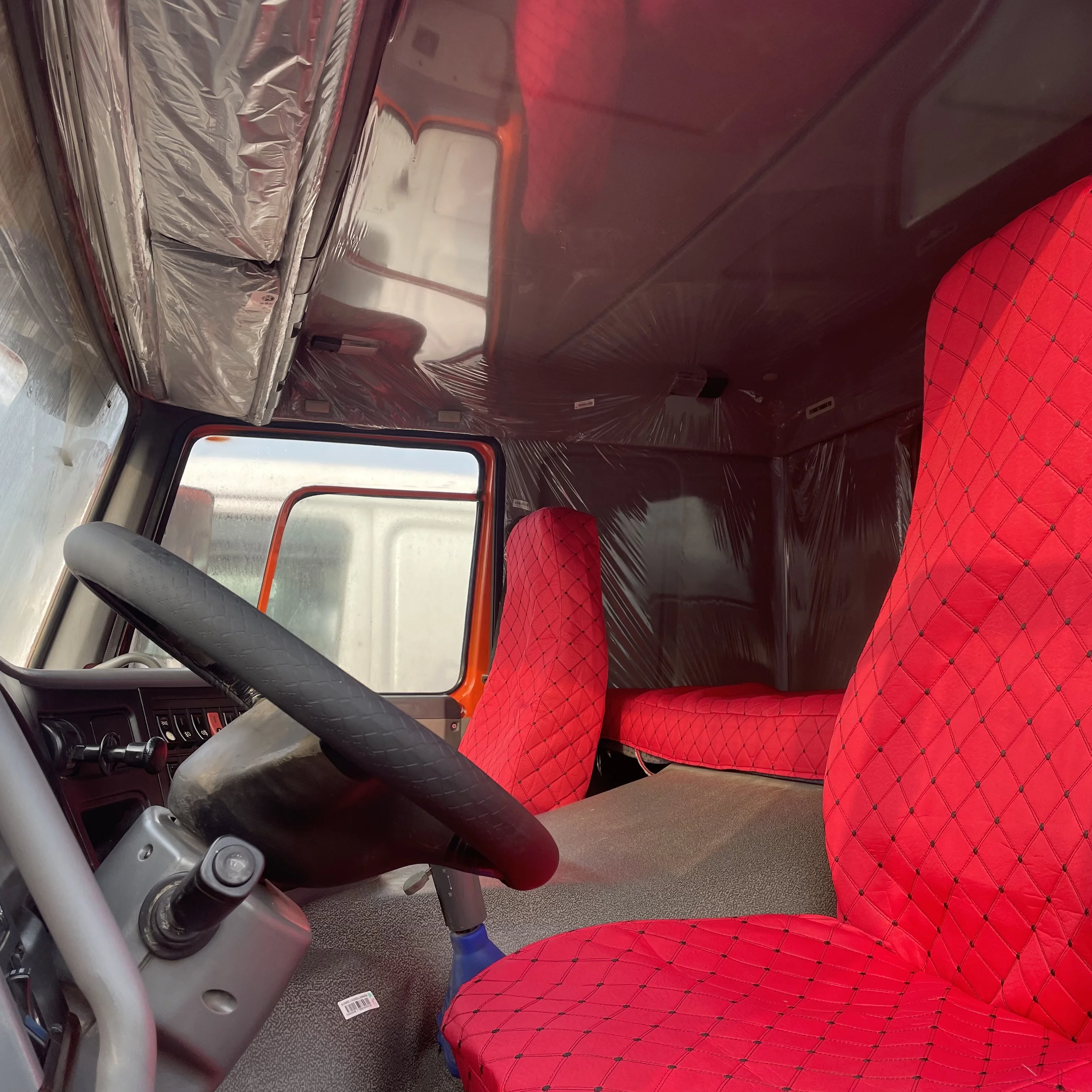 Lowest Price Exporting Used Howo Sinotruck Conplete Truck 6X4 20 Cubic Heavy Duty Transport Mine Dump dfm Truck for Senegal