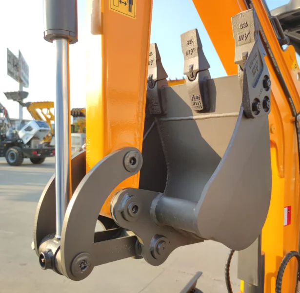 Earth moving machinery 2ton micro mini excavator with free bucket for sale