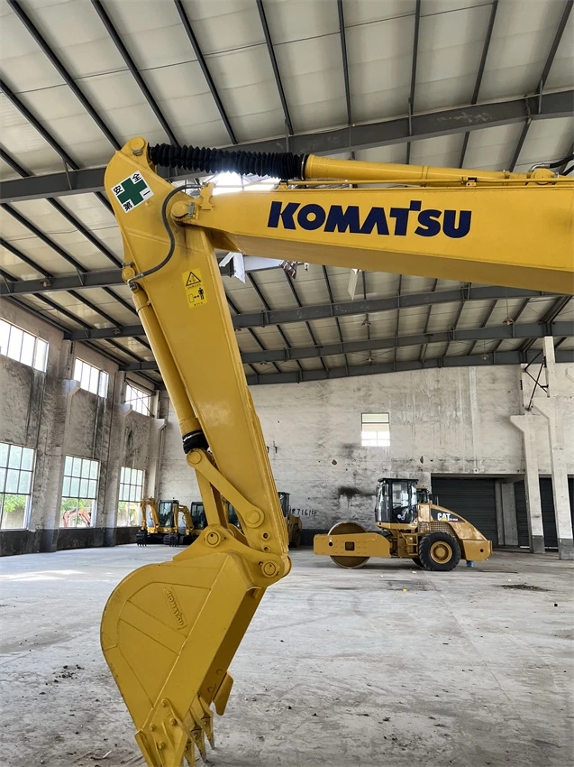 Excellent quality almost new Construction Machine 20ton used excavator machine KOMATSU 200 PC200 for sale