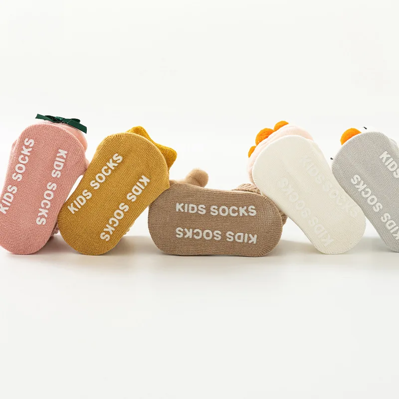 Wholesale Cotton Baby Socks Non Slip Floor Socks Autumn Winter Middle Tube Cartoon Baby Sock Shoe