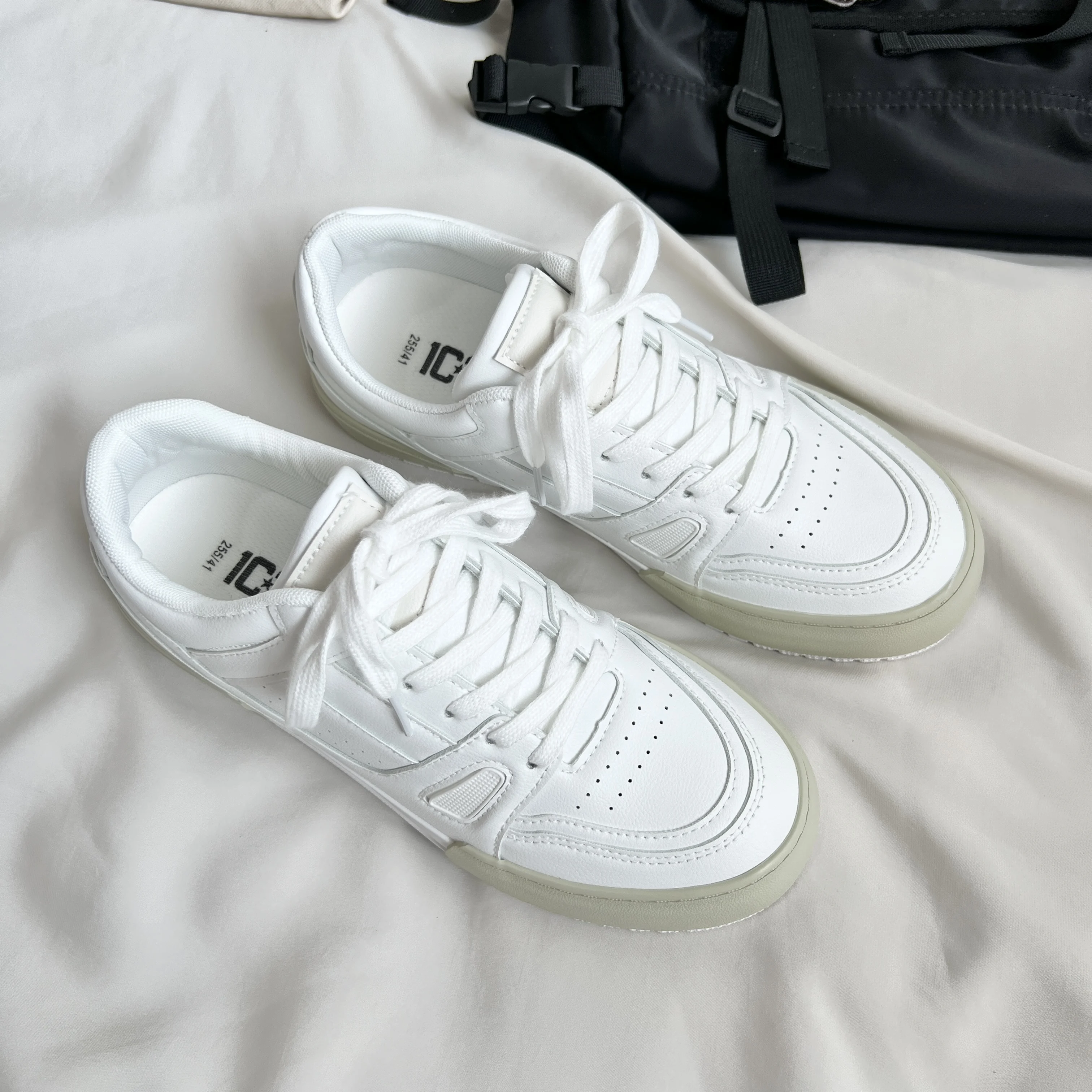 Custom 2022 New Arrival Retro Men Casual Shoes Sneakers Couple Simple Lovers Flat sneakers men