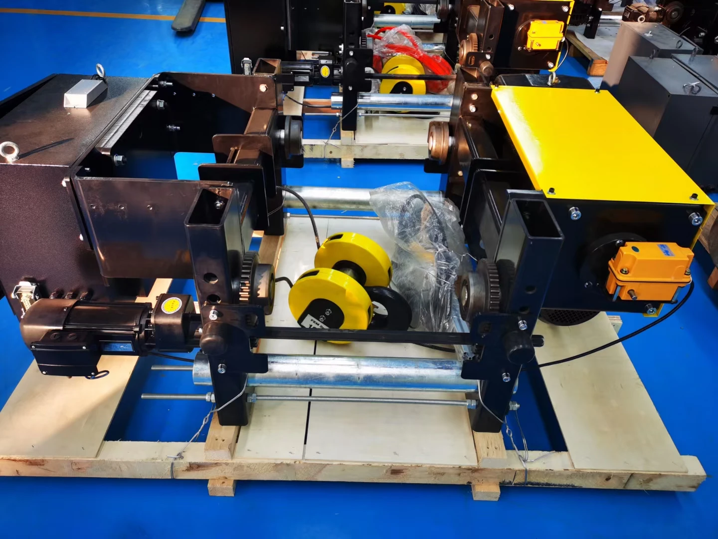 1T 5T 10T 16T 20T Wire Rope Hoist Wireless Radio Remote Control Variable Speed Electric Hoist Winch Machine