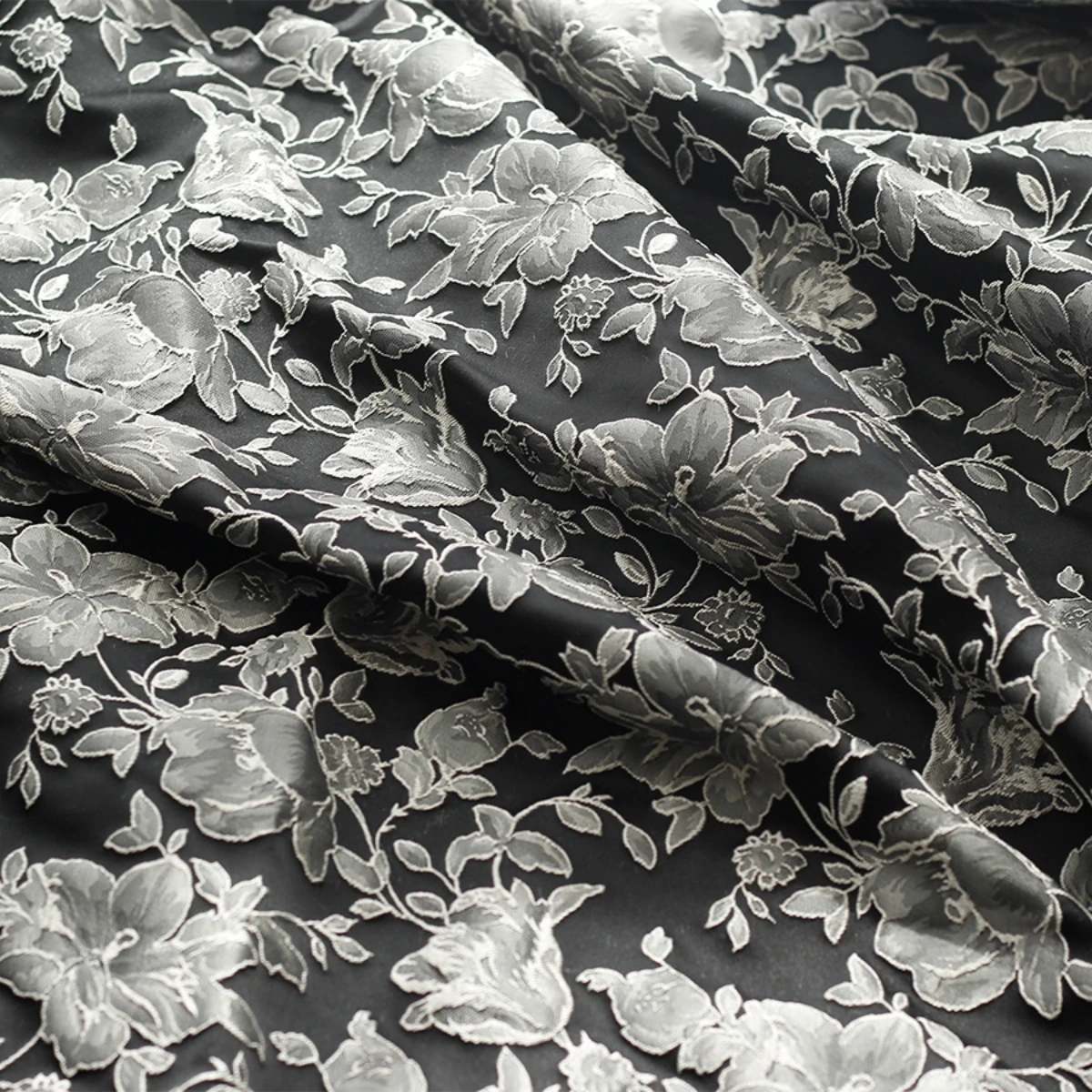 High Quality 2023 medium weight popular breath crisp fabric embroidery fabric white flower pattern clothing fabric