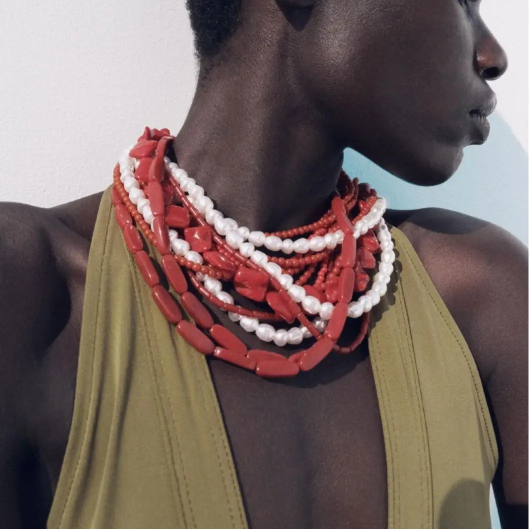 2024 Fashion Jewelry Wholesale Colored multi-layer pearl necklace Gothic handmade bead layered beaded pearl necklace for women
