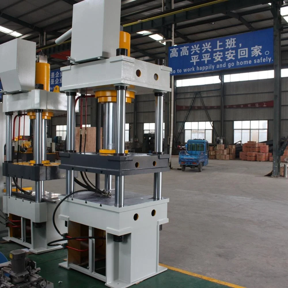 Metal Sheet 4 Column Hydraulic Deep Press Machine 200 ton