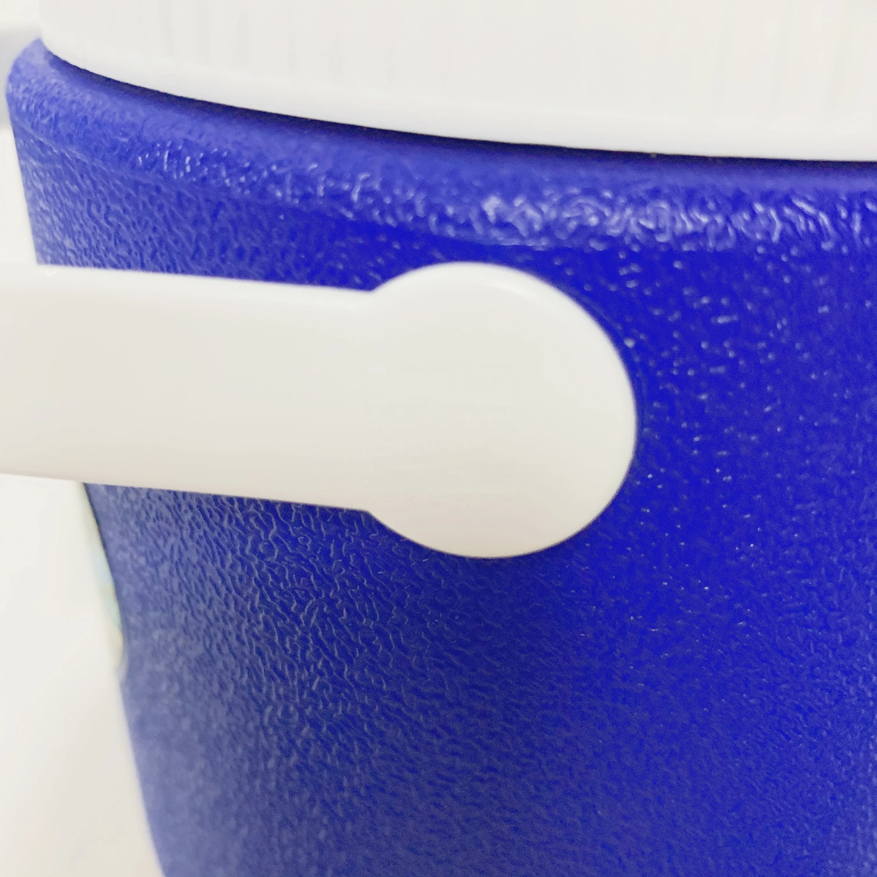 1L plastic high quality cool jug insulated portable ice cooler box for beer car and outdoor activities