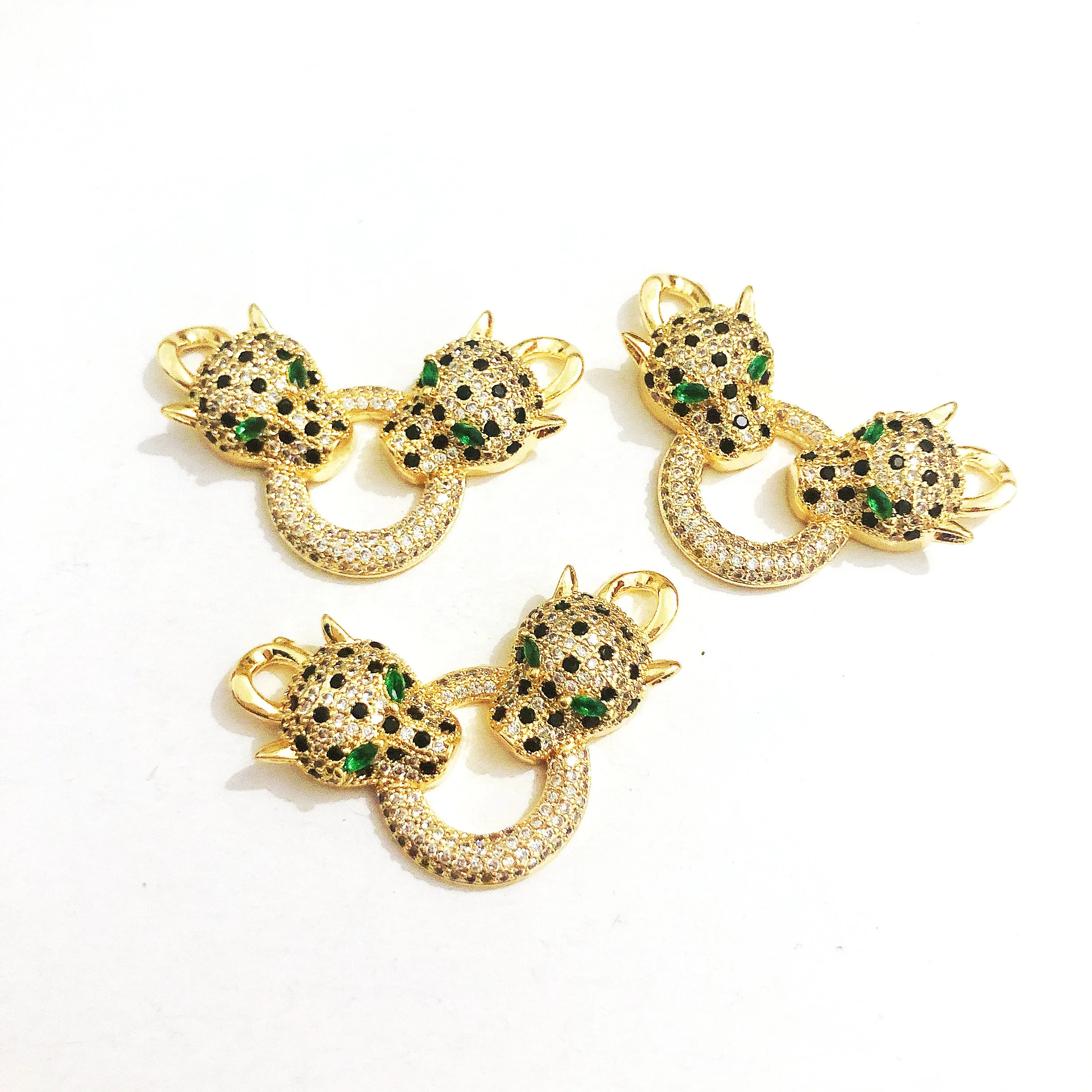 unique design micro pave CZ necklace pendant hot sale trends fashion jewelry charms pendants leopard pendants GSP29