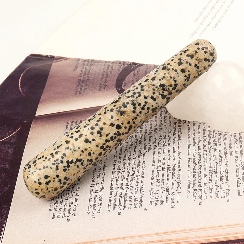 Hot Sale High Quality Yoni Wand Adult Jade Massage Gun for Women Magic Healing Stone Carving Gemstone Theme of Love