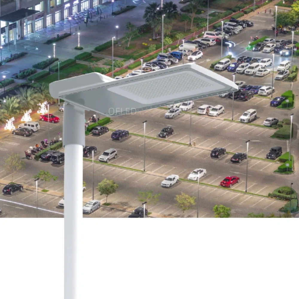 High Lumens 150lm/W LED Street Luminaire Parking Lot Area Light Outdoor Street Light with Photocell for Dusk-to-Dawn
