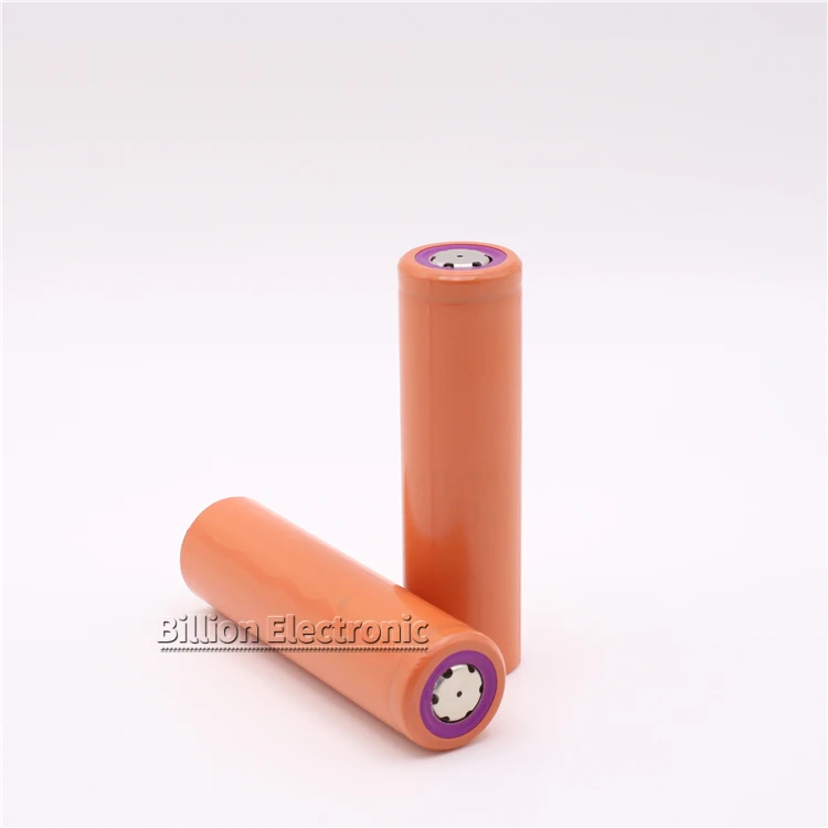 Brand New UR 18650 ZT Rechargeable Lithium Battery  3.7V Flat Top 2800mAh Lithium Li-Ion Batteries Cell