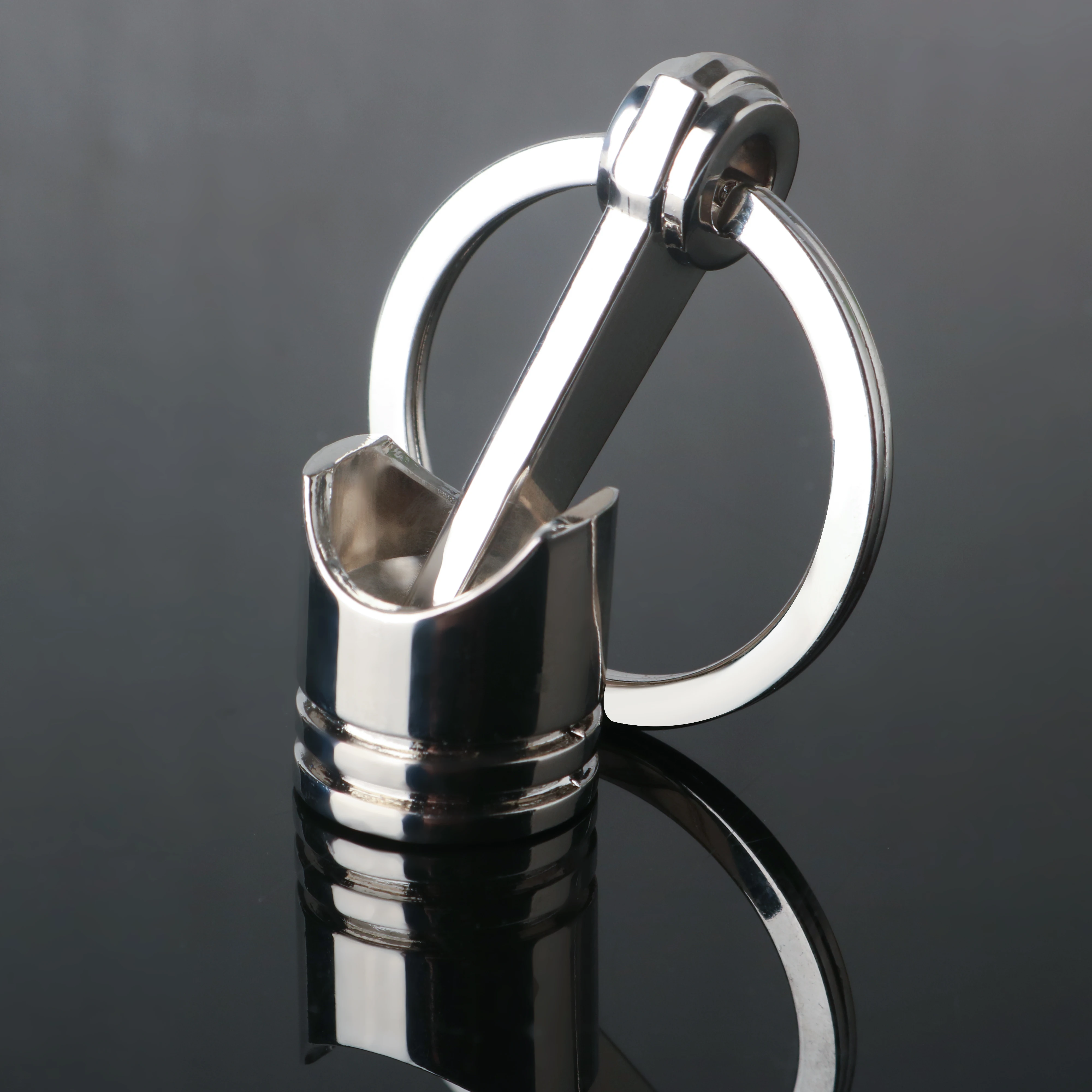 Fashionable Piston Model Metal Keychain Alloy and Zinc Souvenir Keychain for Car Accessories Parts