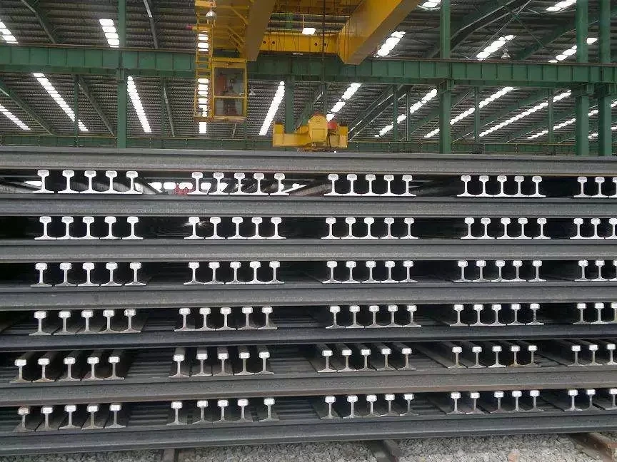 Стальной железнодорожный рельс, железнодорожный рельс, тяжелый железнодорожный рельс и железнодорожный рельс для майнинга