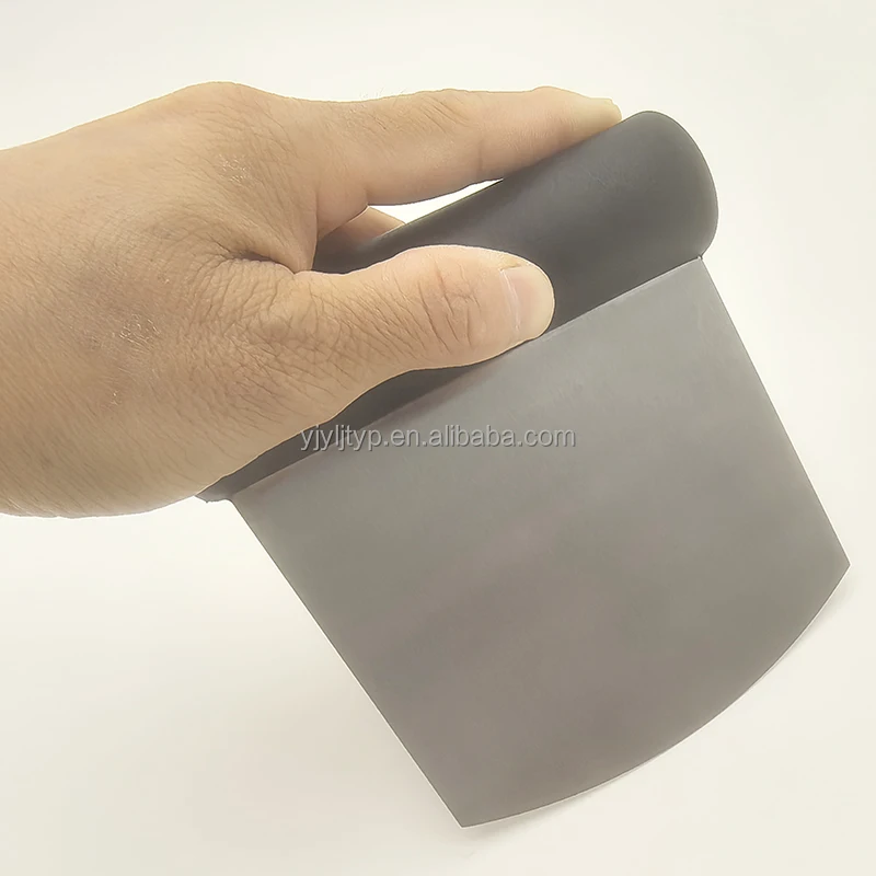 Multi-Purpose Stainless Steel Dough Scraper Dough Chopper Plastic Handle Dough Cutter for Kitchen Baking