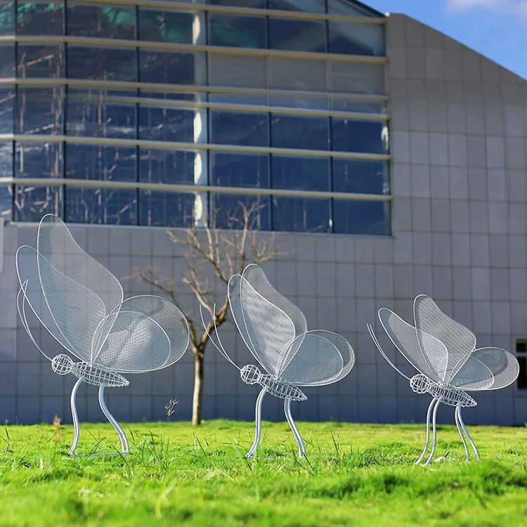 Customizable Outdoor Wrought Iron Butterfly Hollow Art Metal Decoration Garden Park Square Large Decoration