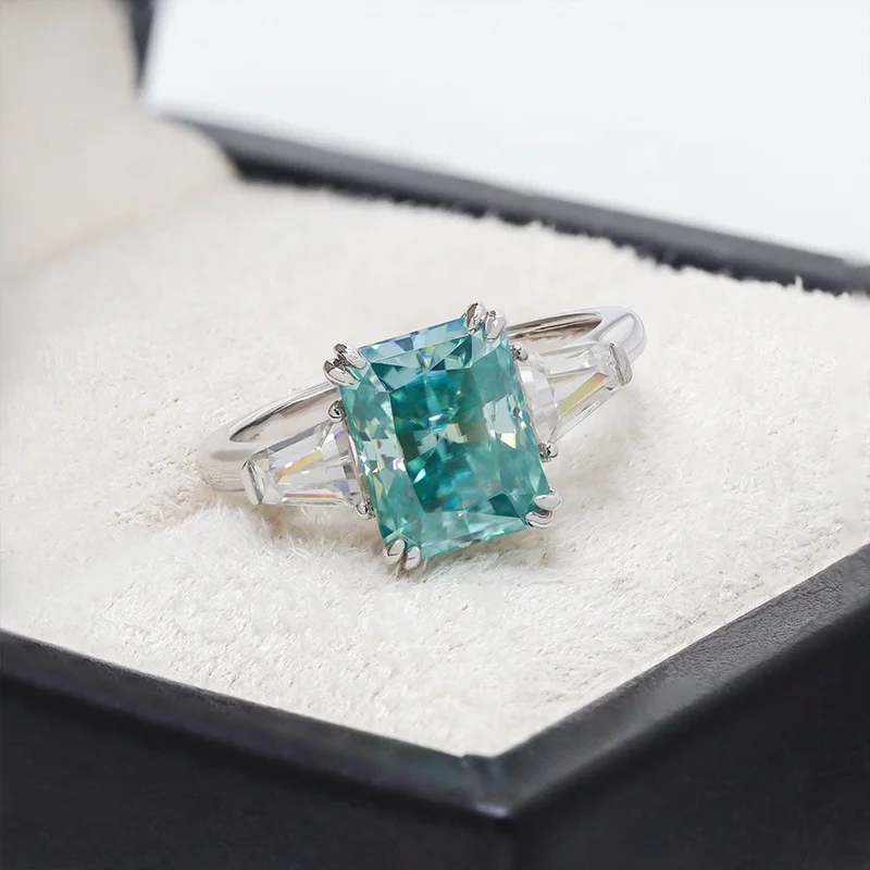 6x8mm Blue Green Color Radiant Moissanite Silver Ring Three Stones Design Fancy Moissanite Diamond Ring