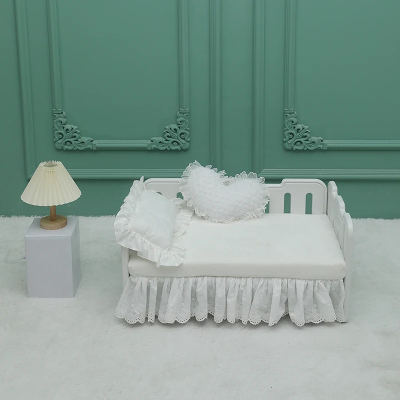 Cheap high quality indoor breathable four seasons plastic fashion stable waterproof heated wholesale dog bed