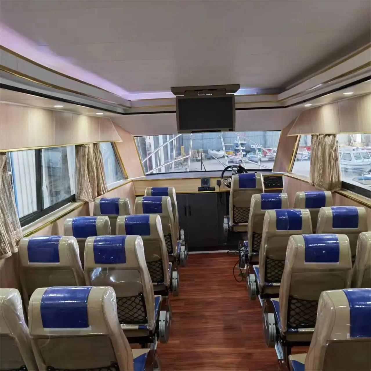 China Factory price cheap 28 seats yacht luxury boat yacht for leisure water river park  sea beach tourism using