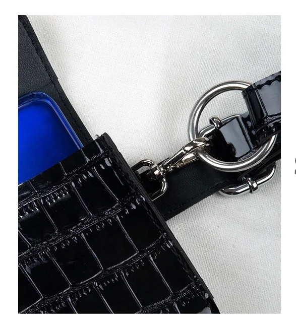 Custom Travelling Fanny Pack Phone Pocket Belt Bag Chest Crossbody Bags