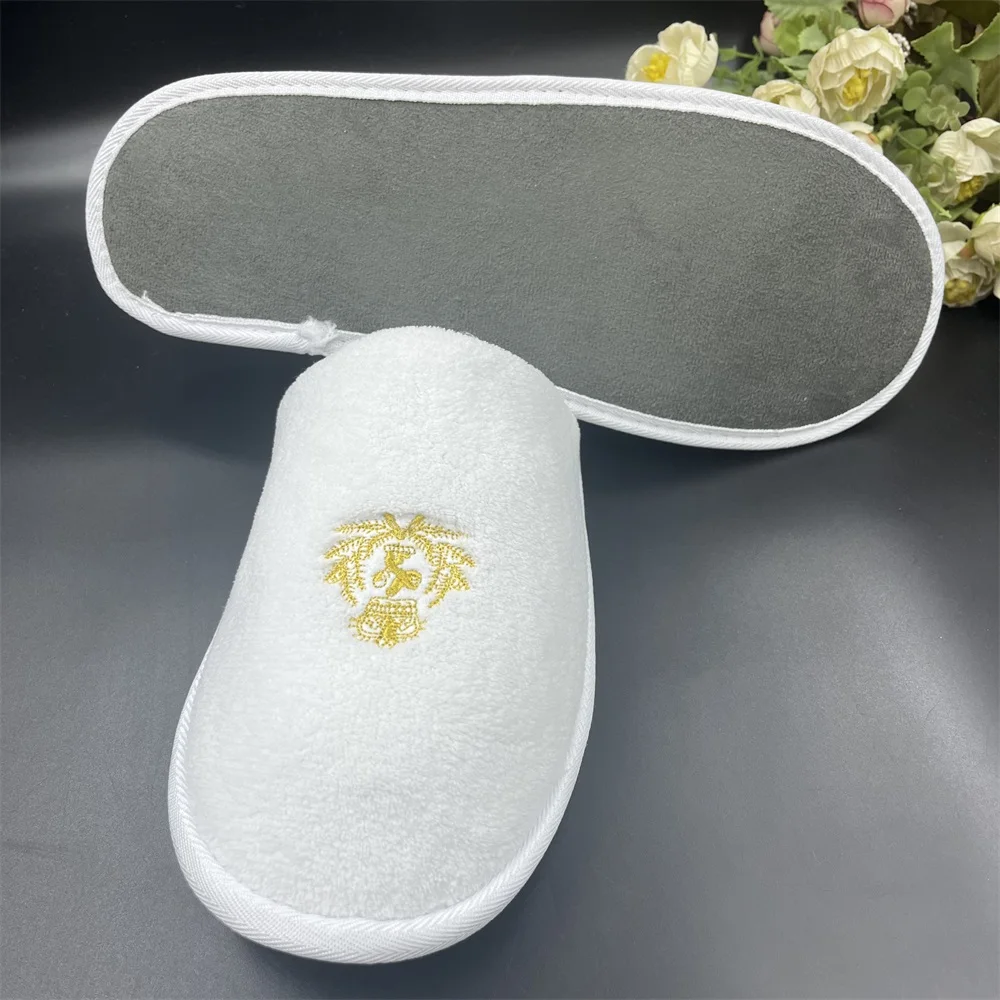 Custom High Quality bulk Luxury 5 star Coral Fleece Slippers with logo Disposable Hotel Spa for men