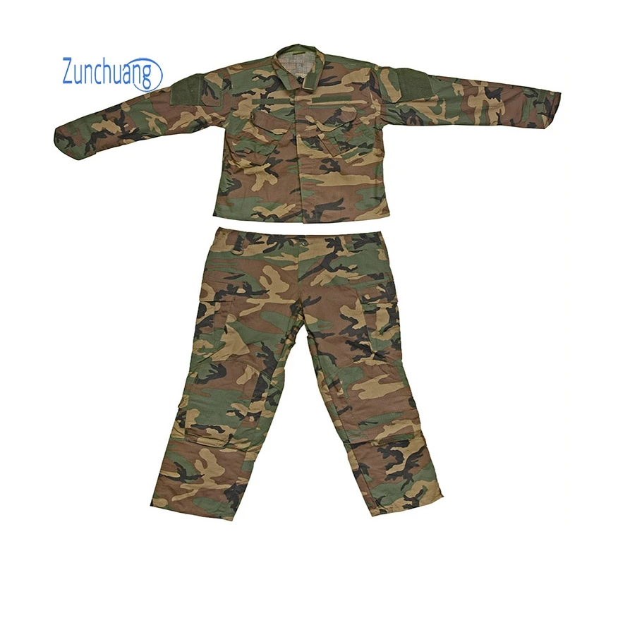 Wholesale Manufacturer Customized Camouflage Combat Suit Tactical Uniform Clothing