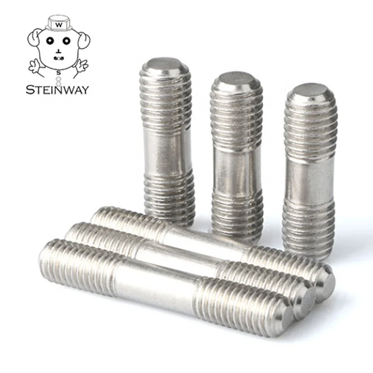 Шпильки с резьбой и гайками