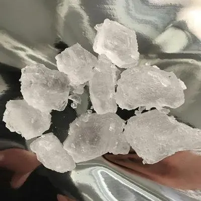 Заводская поставка, чистый изопропилбензиламин N-изопропилбензиламин, кристаллы CAS 102-97-6