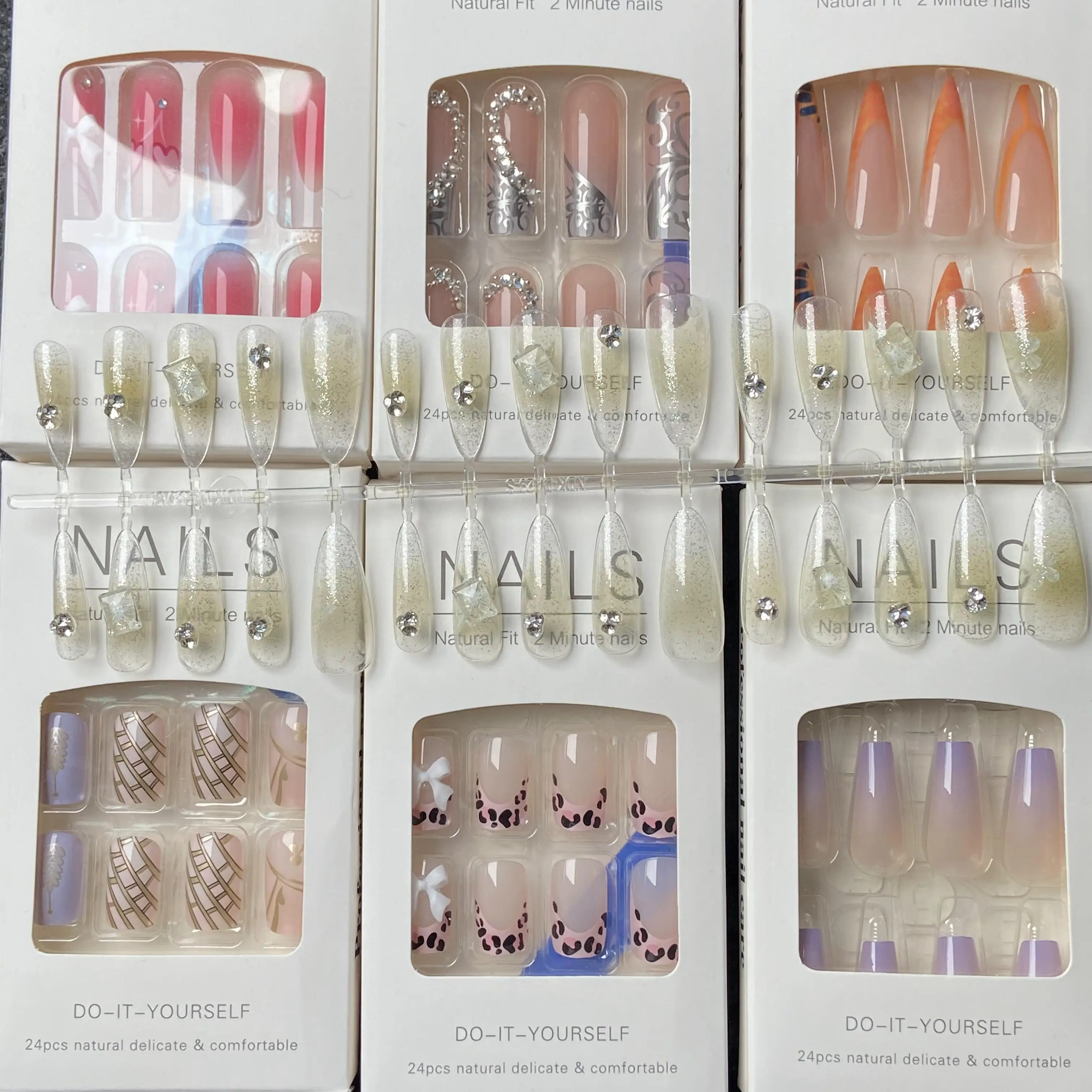 Gui Mei Clear ABS Reusable False Nails French Design Butterfly Flower Sequins Fashionable Pointed Model Press Finger