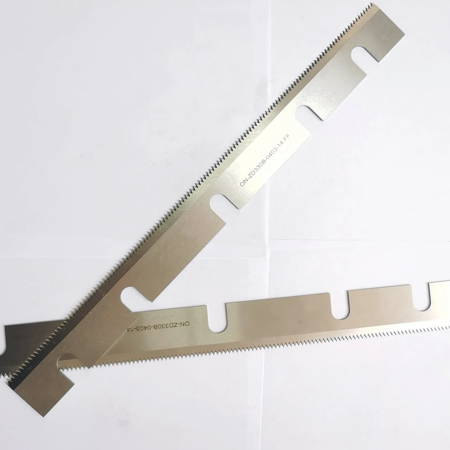 Food Industry Pillow Packing Machine Straight Serrated Plastic Film Cutting Blades For Packaging Machine