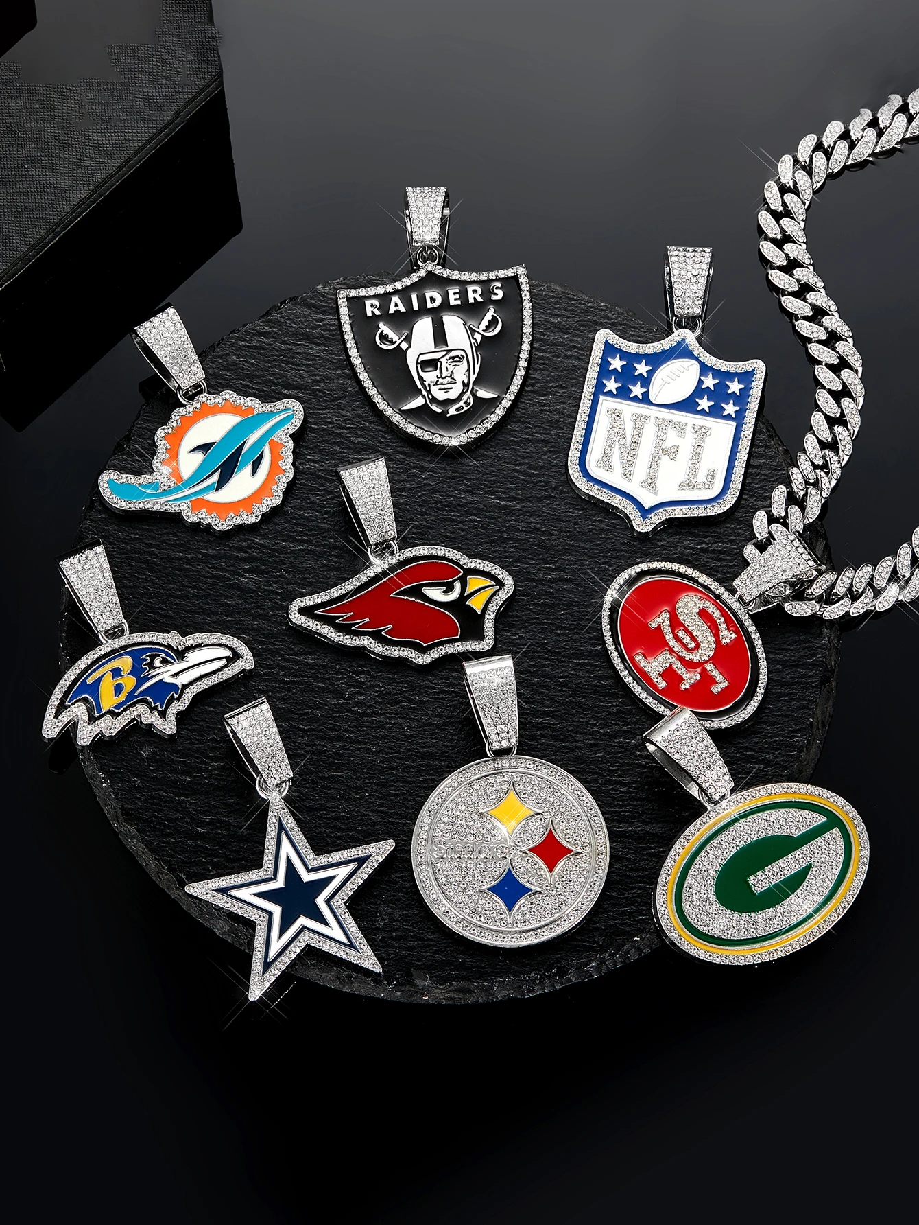 Hip Hop Sparkling Pentagram Pendant Necklace Personality Upscale for Daily Party Music Festival Wear Cool Jewelry