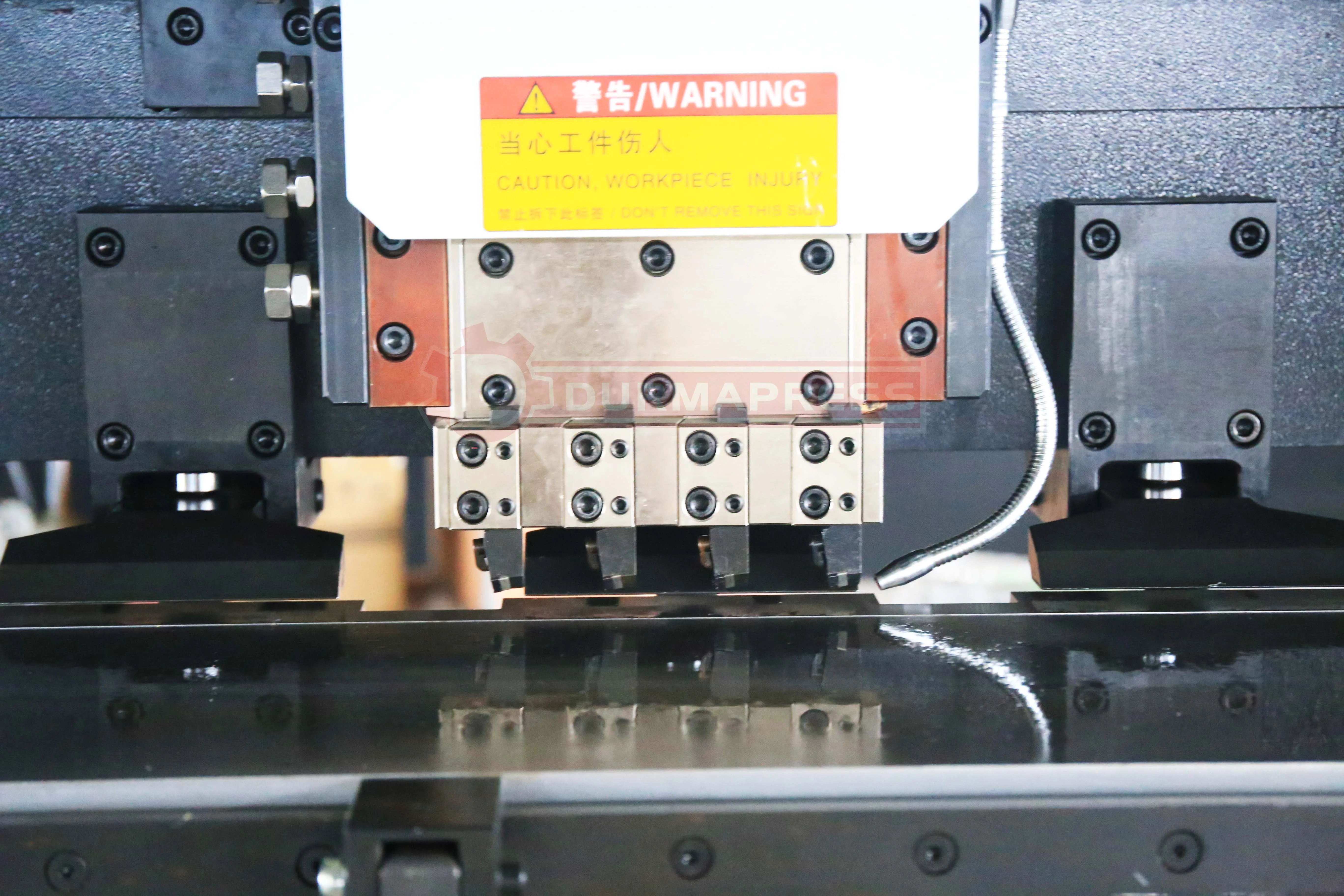  Бренд Durmapress DMK 1250-4 cnc алюминиевая режущая