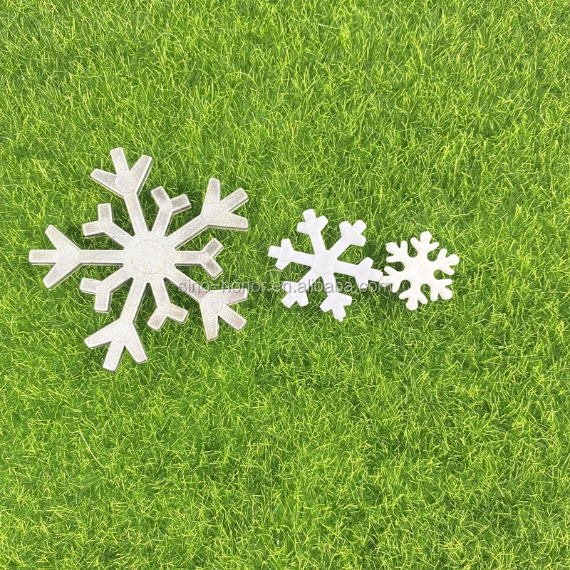 Color plastic snowflake products wholesale