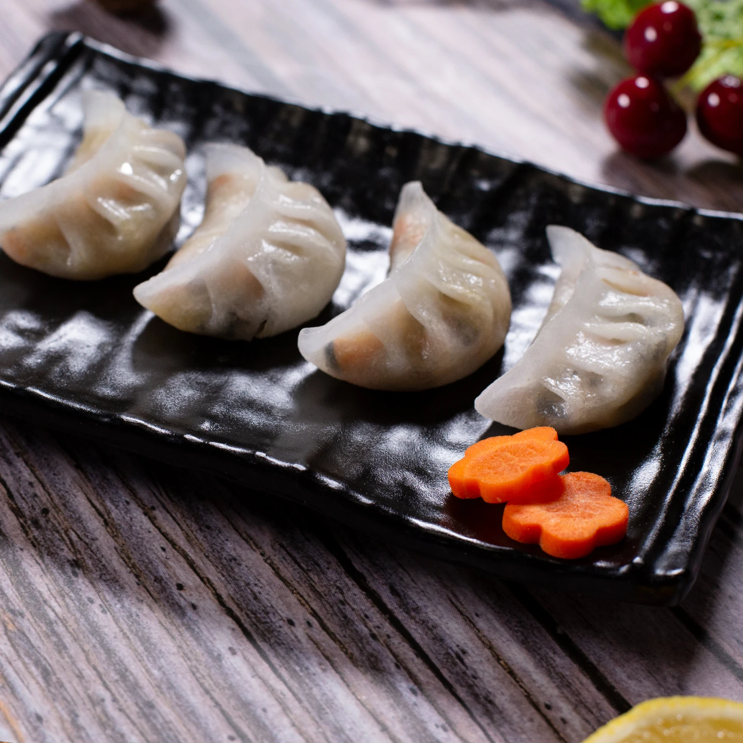 Chinese traditional dumpling chicken breast meat ShuiJiao bolied handmade shape frozen chicken dumpling