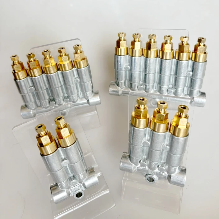 Detect Volumetric Oil Distributor R355.551 353 352 Thin Oil Dispenser for CNC Machine Centralized Lubrication
