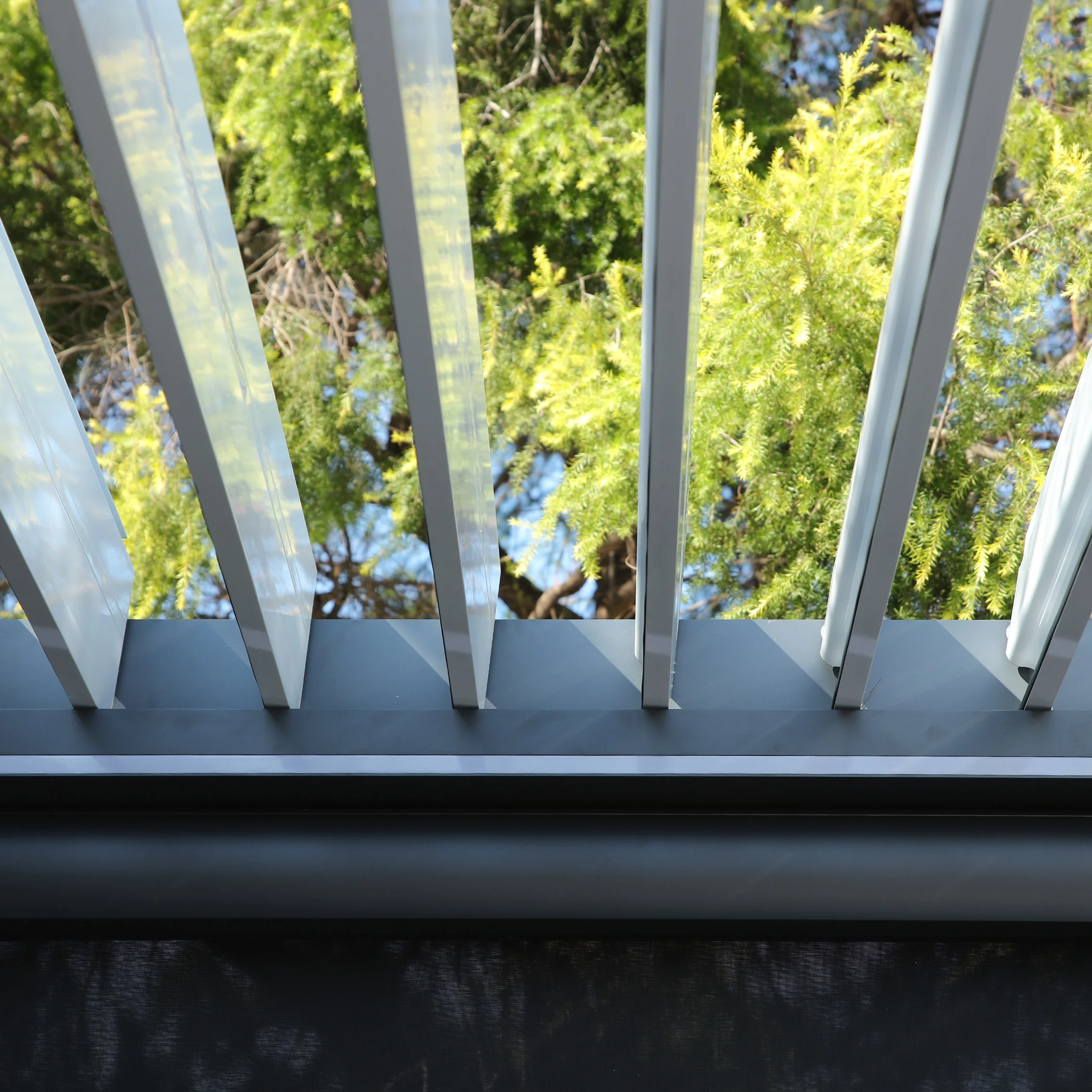 custom-designed garden gazebos pergolas aluminium bioclimatic electric louvers  pergolas with side curtains outdoor