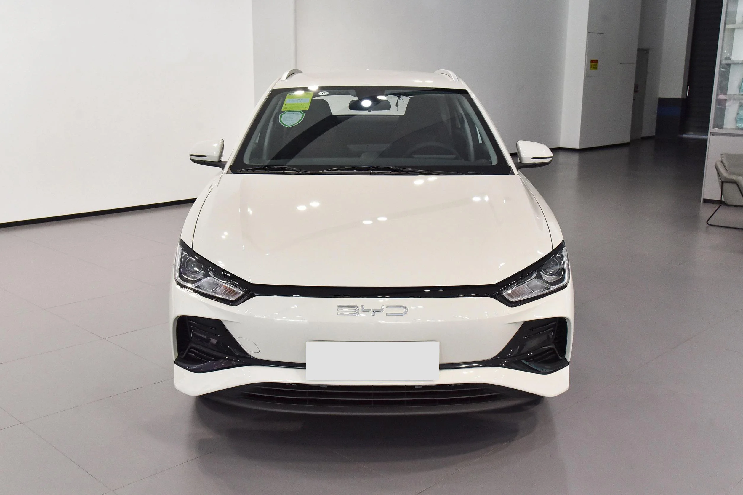2024 In Stock Byd tang/han/yuan/dolphin /seal Electric Car 405km Cheap Luxury EV Sedan Car BYD E2 For Adult