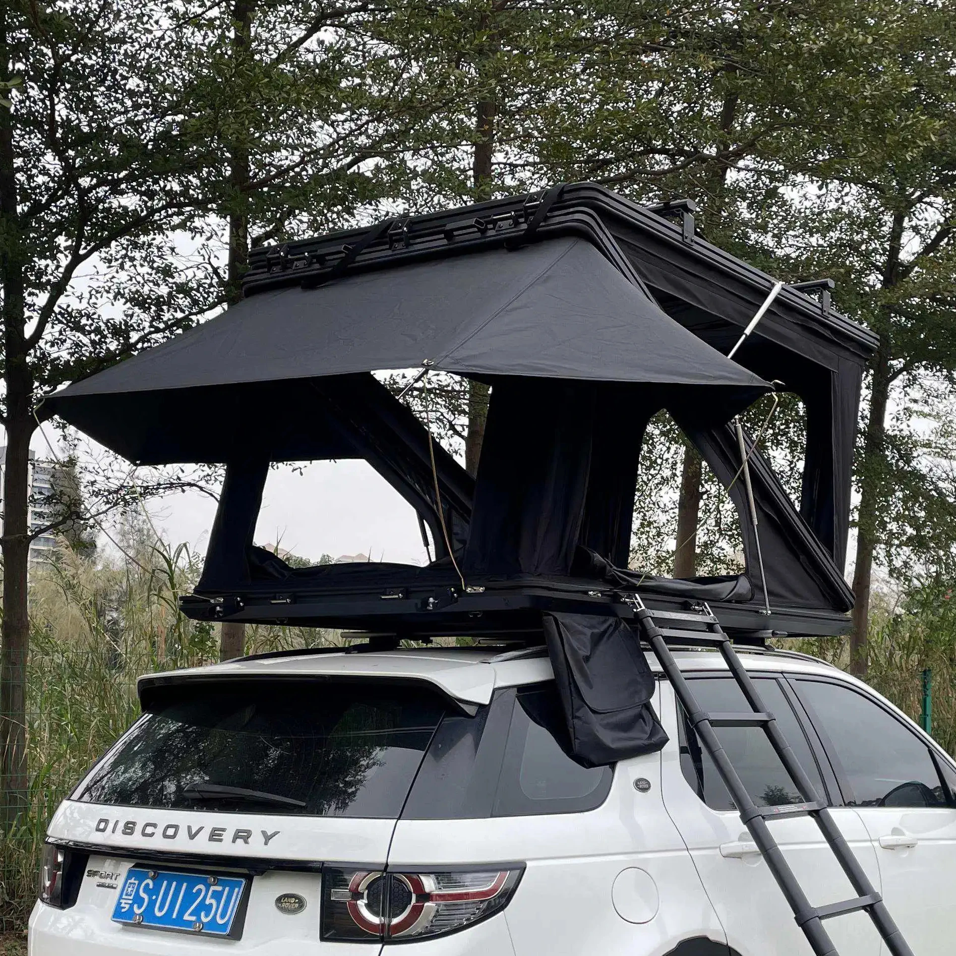 New Style 2-4 Person Waterproof Car Camping Aluminium Hard Shell Roof Top Tent