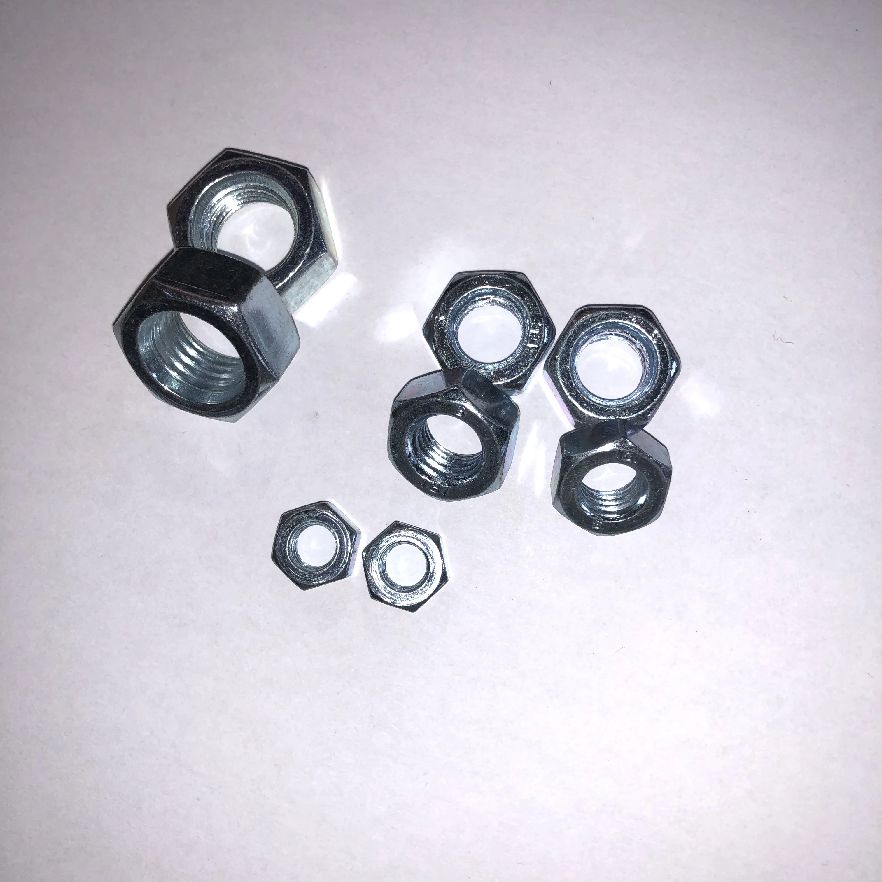 DIN934 Шестигранная гайка цинковая пластина углеродистая сталь гайка и болт класса 4,8 6,8 8,8 10,9 12,9