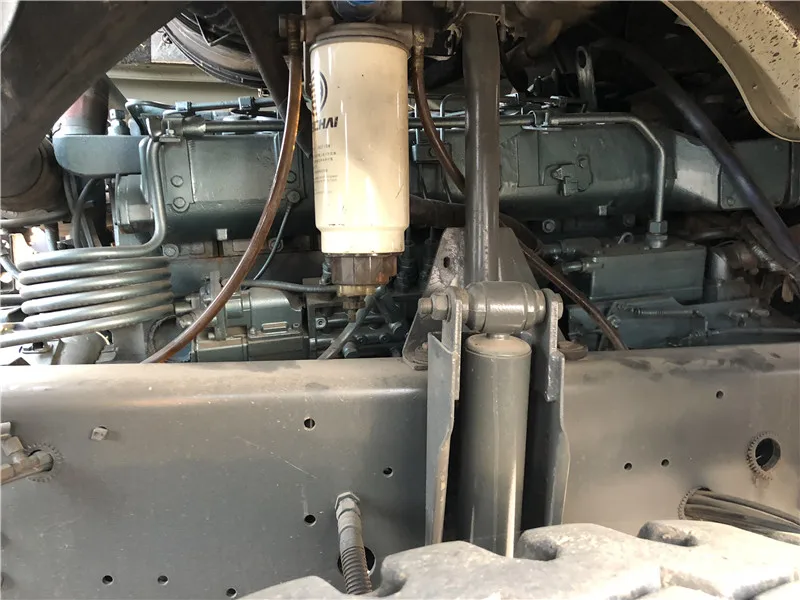 Better 375HP Sinotruk Howo tractor head 6x4 international tractor truck head for sale