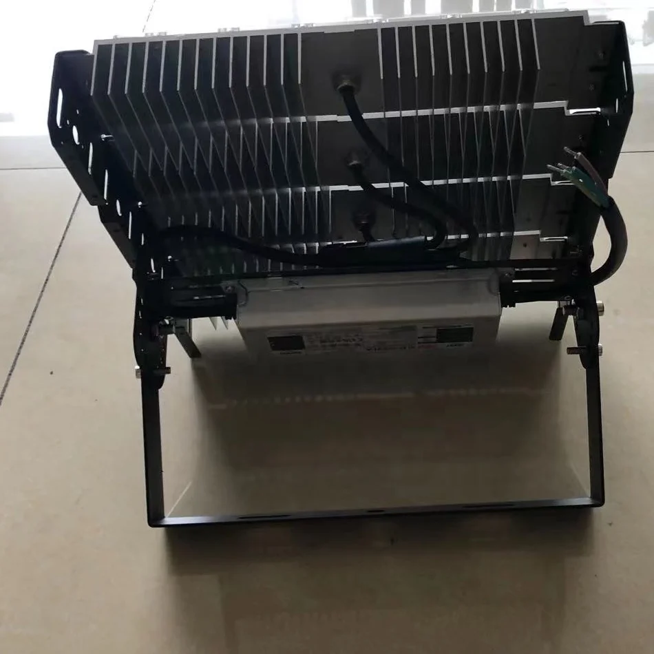 Soccer stadium sports field  500w 600w 1000w ip66 outdoor stadium led  tunnel flood light