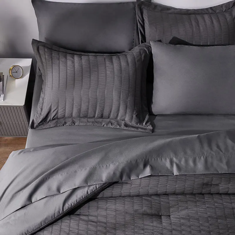 Embroidery Quilt Cover Comforter Bedding Sets Brown Fluffy Flannel 400 TC 100% Cotton Bedding Set