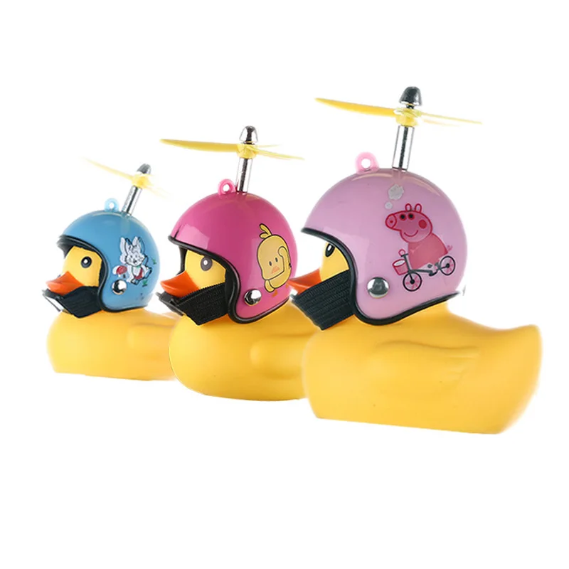 
2019 Wholesale Cute Liittle Yellow Duck With Helmet can scream light, Bicycle Lights Bell Decoration 