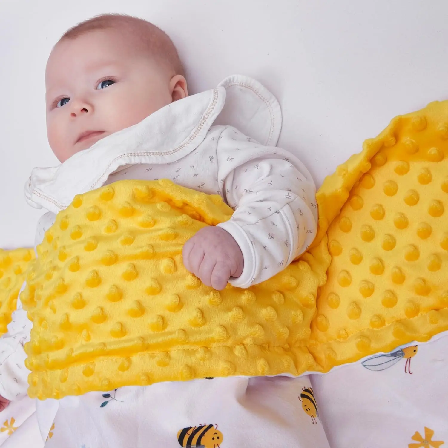 Wholesale Double Layer Baby Soft Minky Dot Receiving Blanket Velvet Plush Reversible Blanket For Newborns And Toddlers