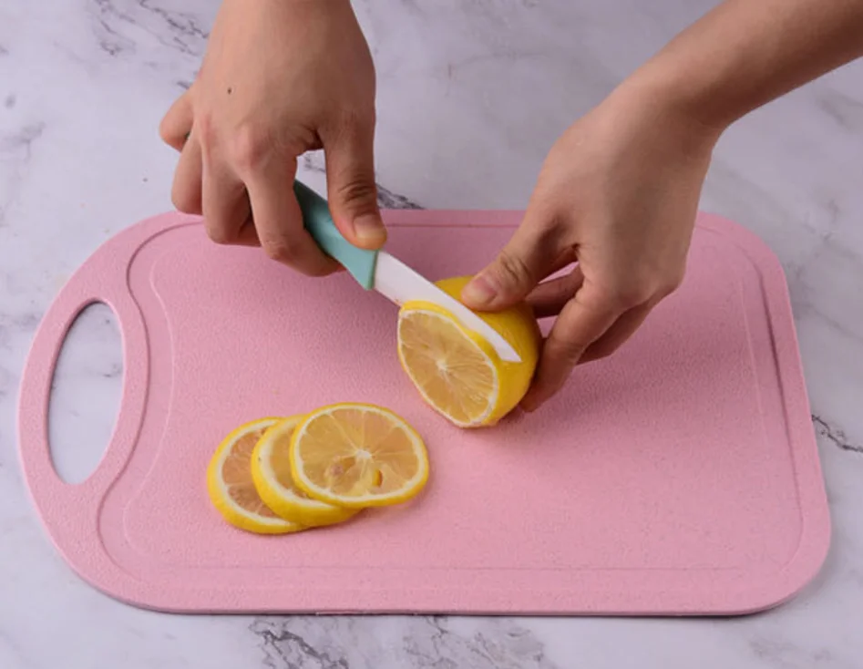 2023 New Arrivals Eco-Friendly Professional Kitchen Vegetable Fruit Meat Wheat Straw Fiber Plastic Chopping Cutting Board Set
